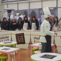 OLYMPUS DIGITAL CAMERA